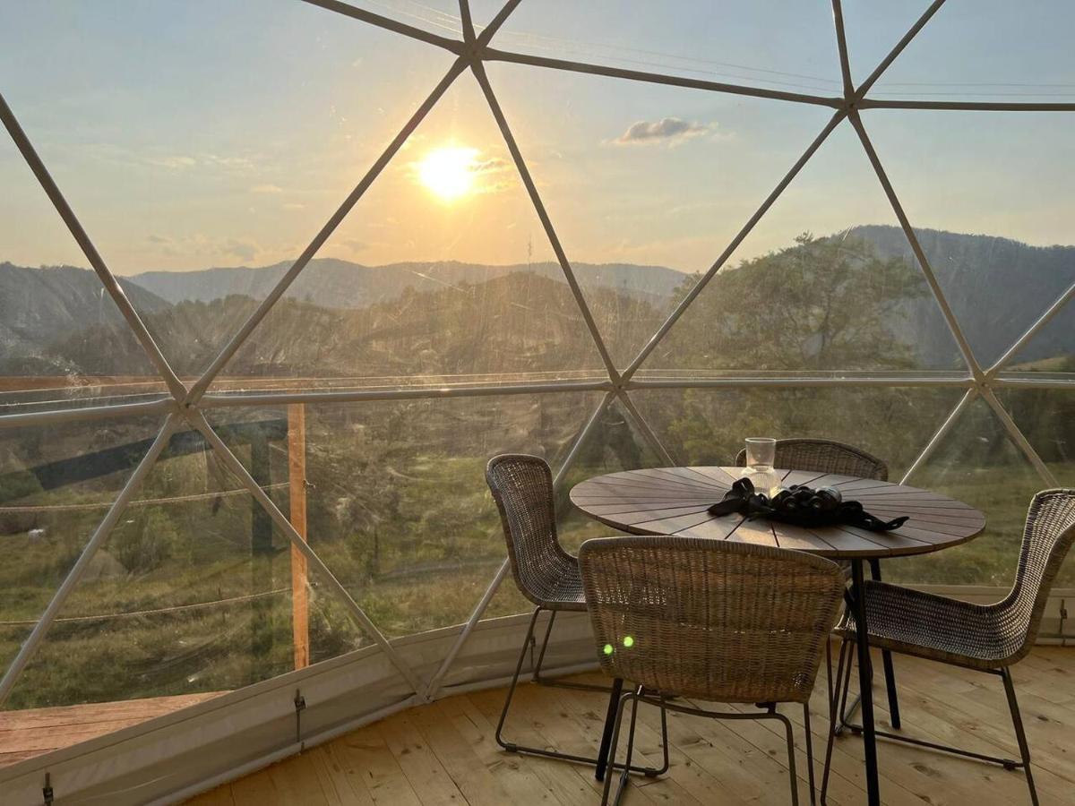 Starry Dome - Manta'S Retreat Glamping Cornereva Hotel Екстериор снимка