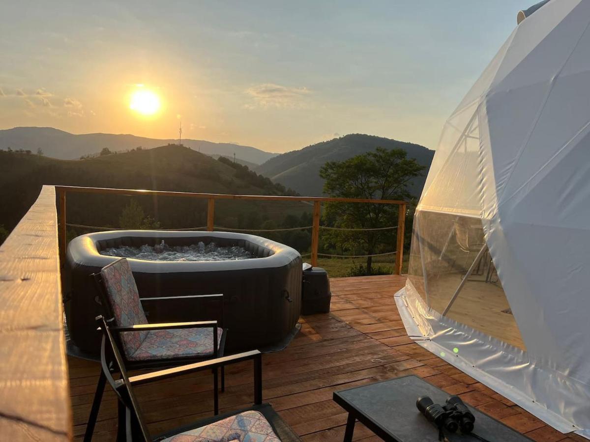 Starry Dome - Manta'S Retreat Glamping Cornereva Hotel Екстериор снимка