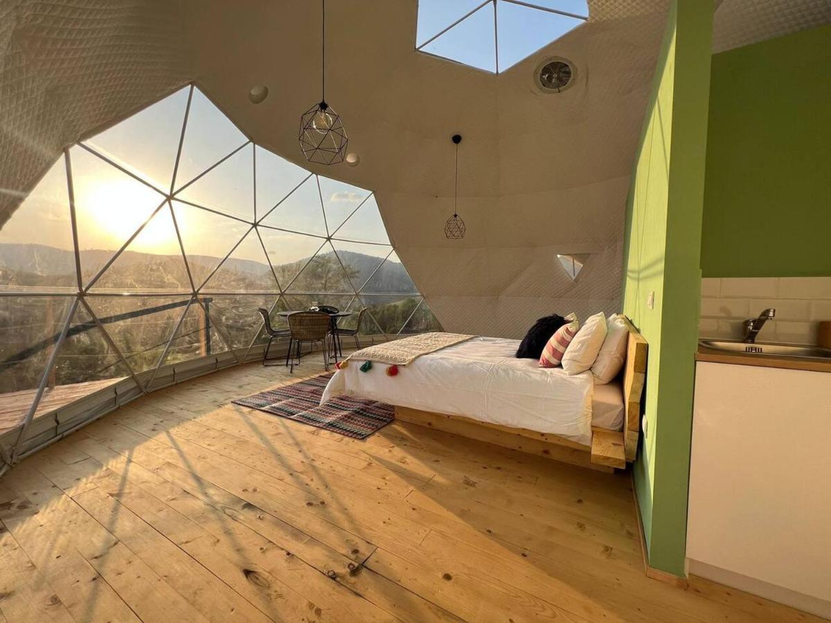 Starry Dome - Manta'S Retreat Glamping Cornereva Hotel Екстериор снимка