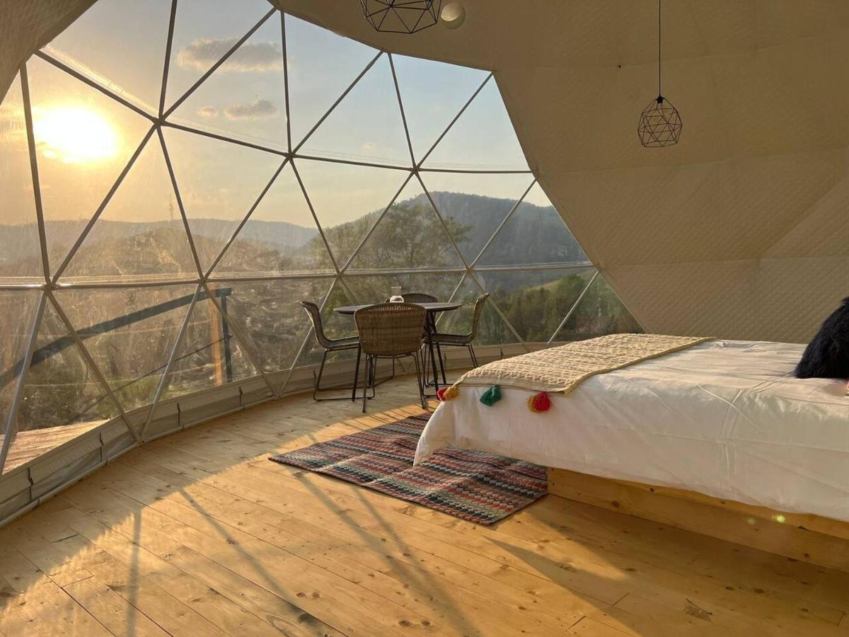Starry Dome - Manta'S Retreat Glamping Cornereva Hotel Екстериор снимка
