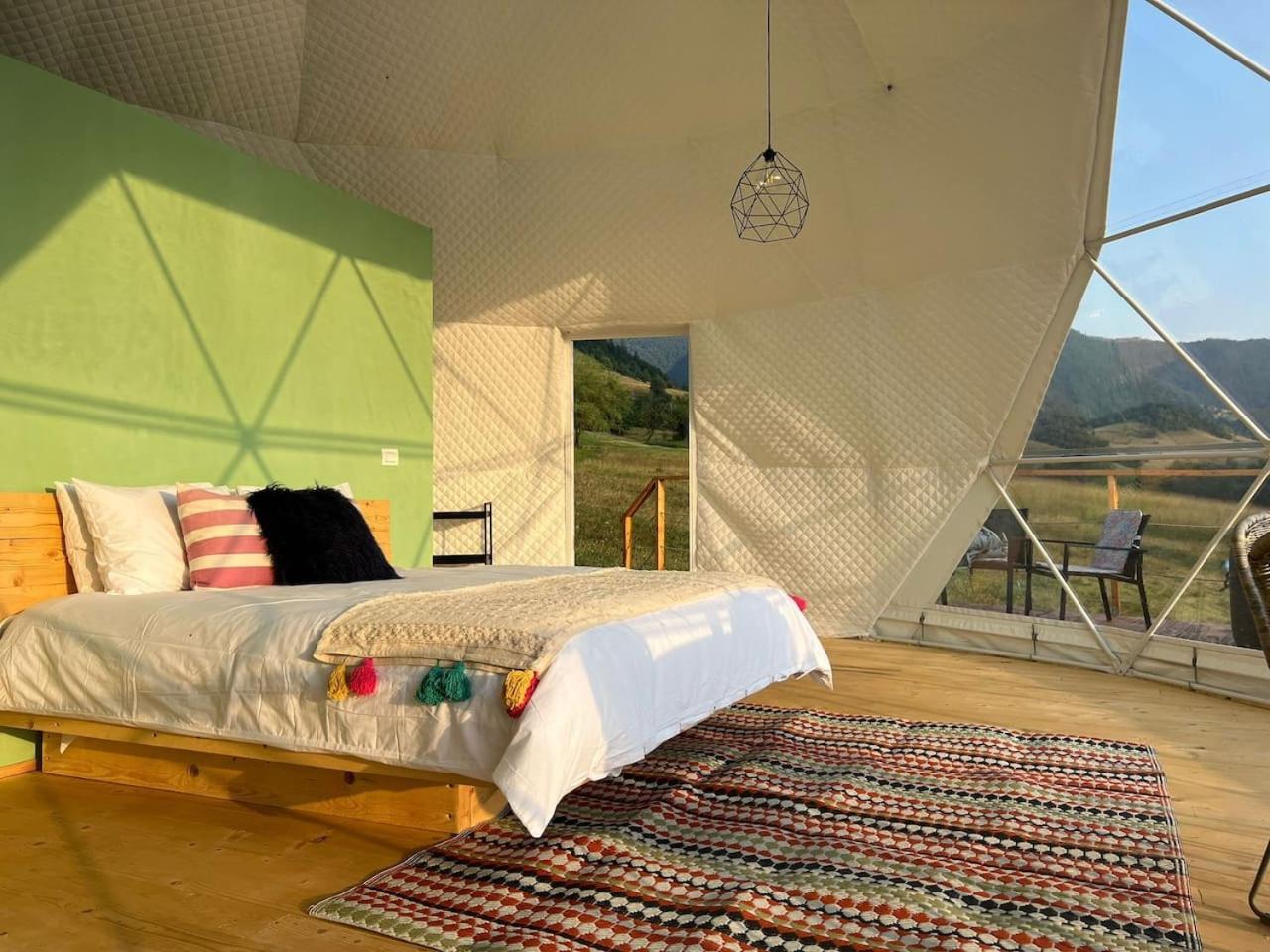 Starry Dome - Manta'S Retreat Glamping Cornereva Hotel Екстериор снимка