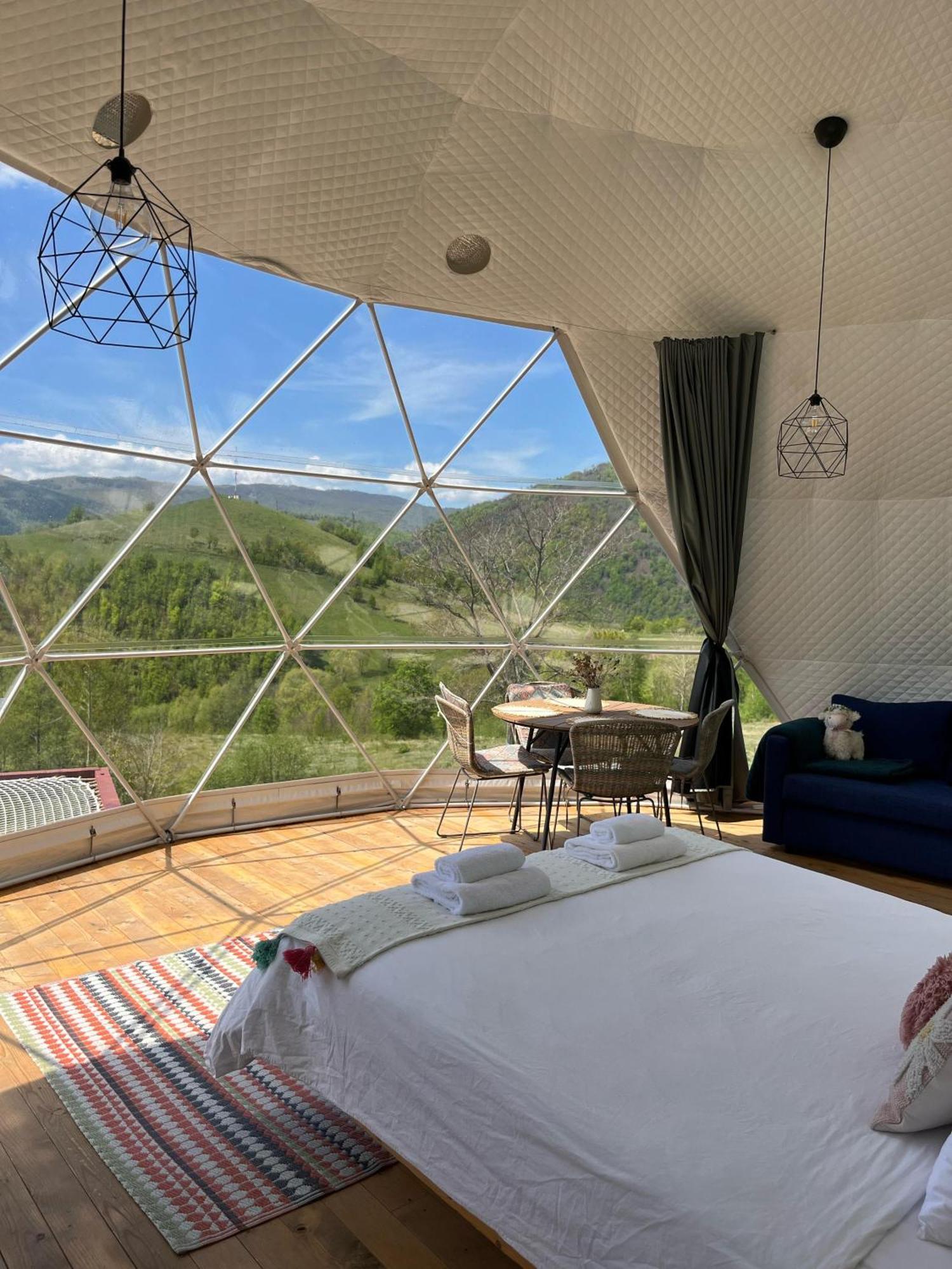 Starry Dome - Manta'S Retreat Glamping Cornereva Hotel Екстериор снимка